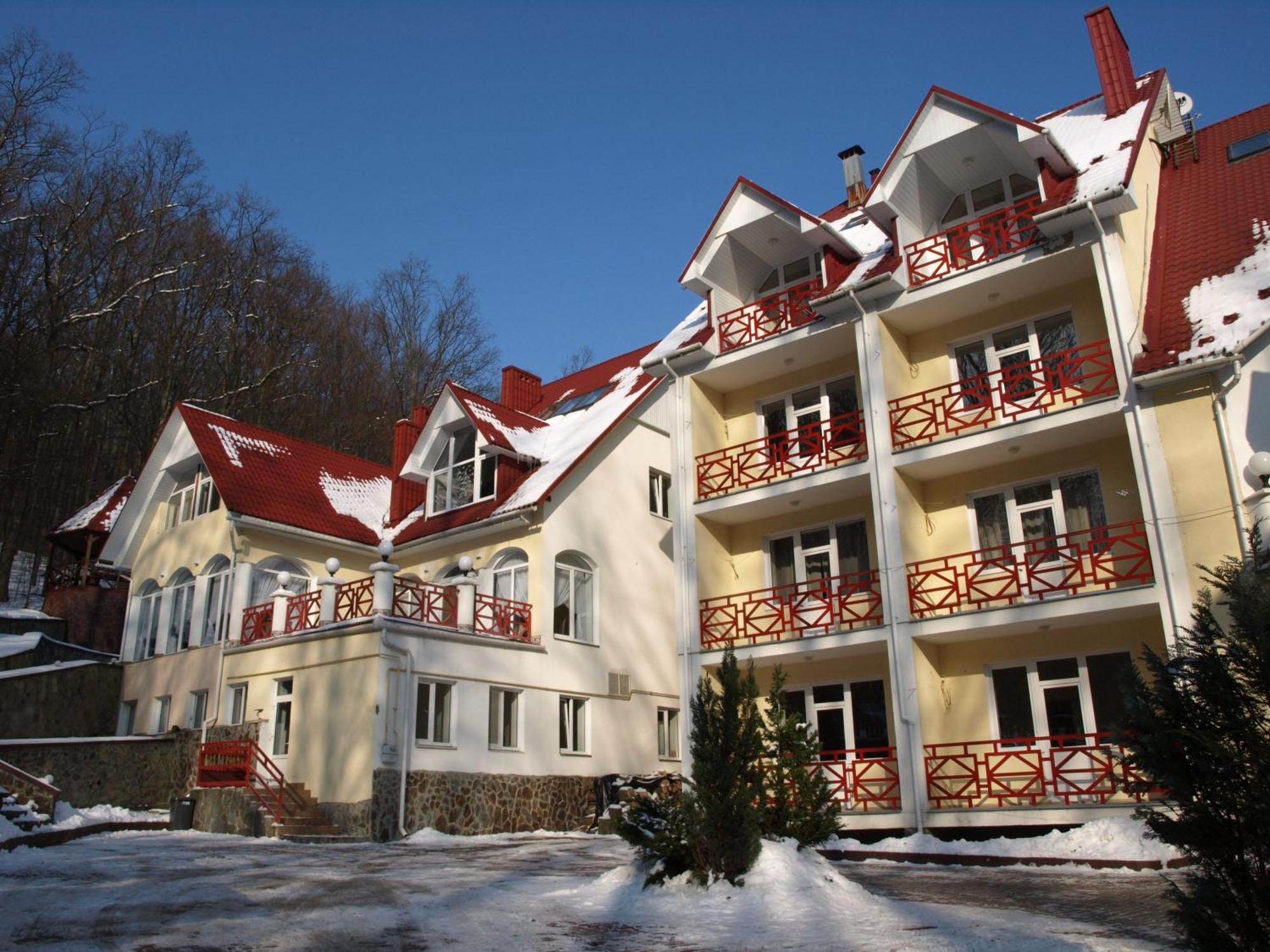 Recreation Complex Sunny Resort Polyana  Exterior photo